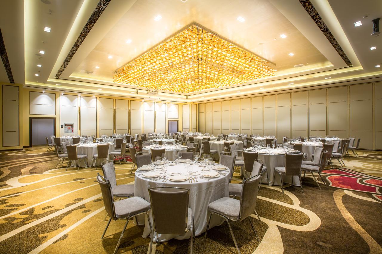 Winford Resort And Casino Manila Exterior foto